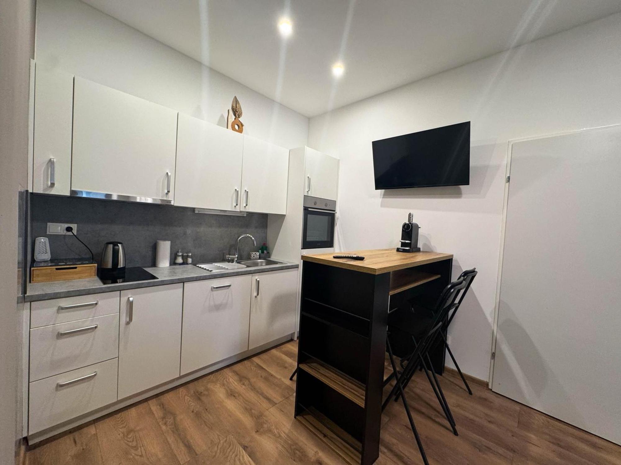 Cozy Apartments In Central Location With Free Parking Wenen Buitenkant foto
